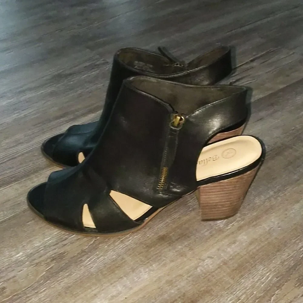Bella-Vita black peektoe leather heeled shoes